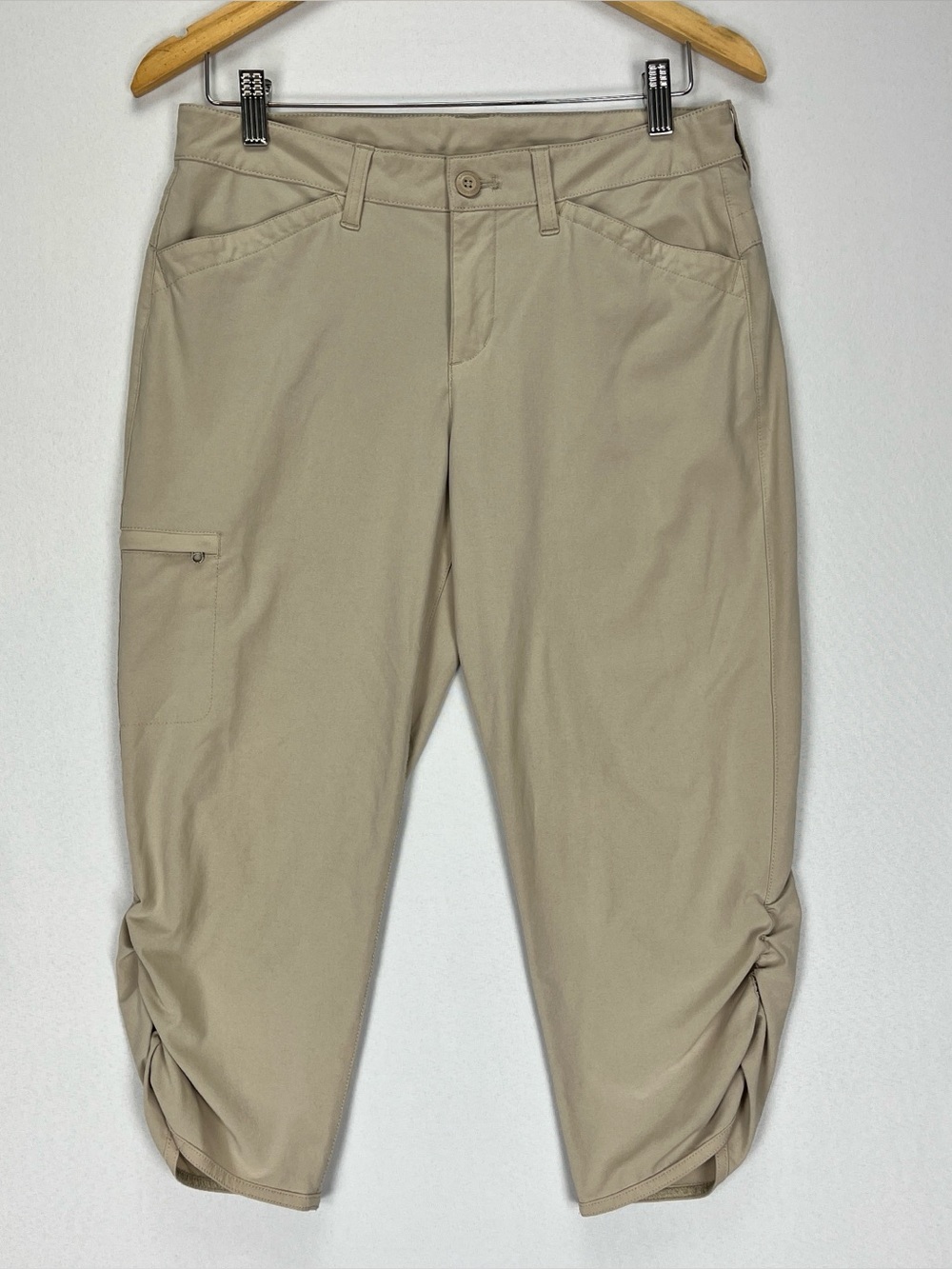 Eddie Bauer Women’s Hiking Capris Size 6 Beige Ruched Lightweight Pants Cargo